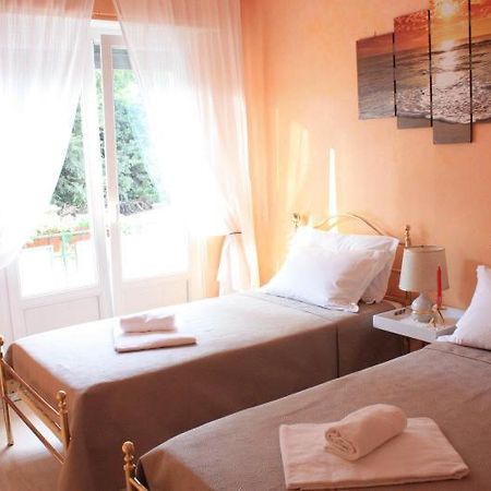 Lyon Apartment At Colosseo Rome Luaran gambar
